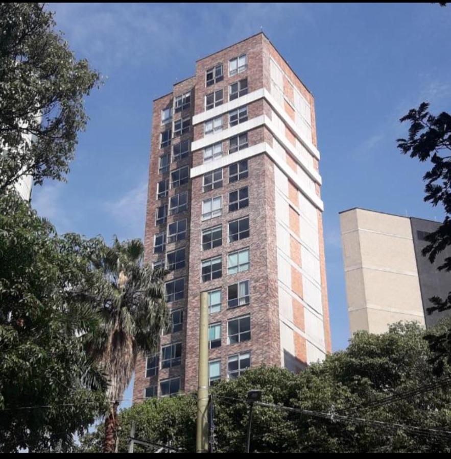 Apartasuite Laureles Cmc Medellín Exterior foto